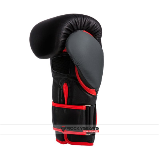 Customized Lightweight Boxing Gloves